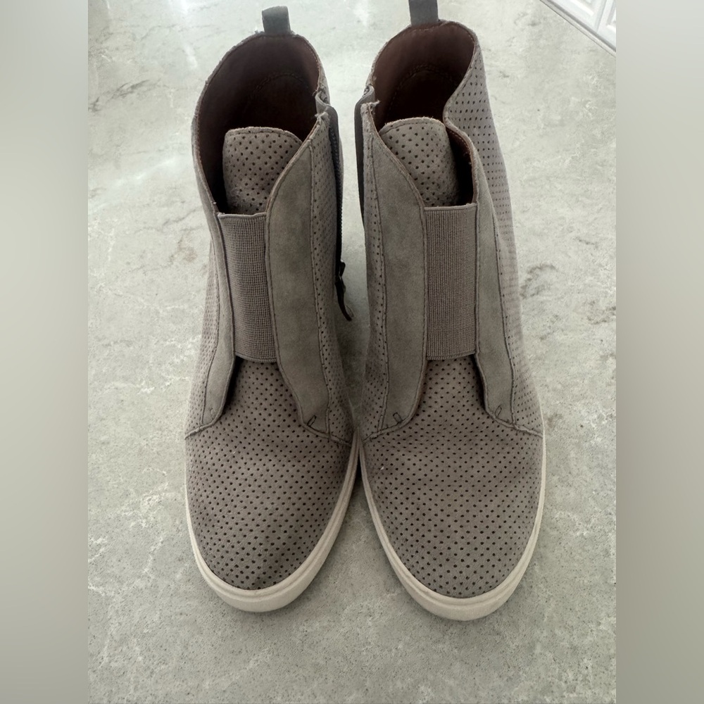 Paolo Gray Ankle Boots